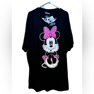 NWT Minnie Mouse Pajama Set